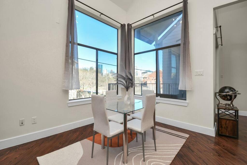 3Br/3.5Ba Three Story East Downtown Townhouse With View Βίλα Χιούστον Εξωτερικό φωτογραφία